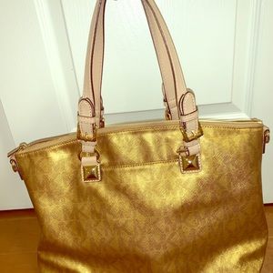 Michael Kors Tote